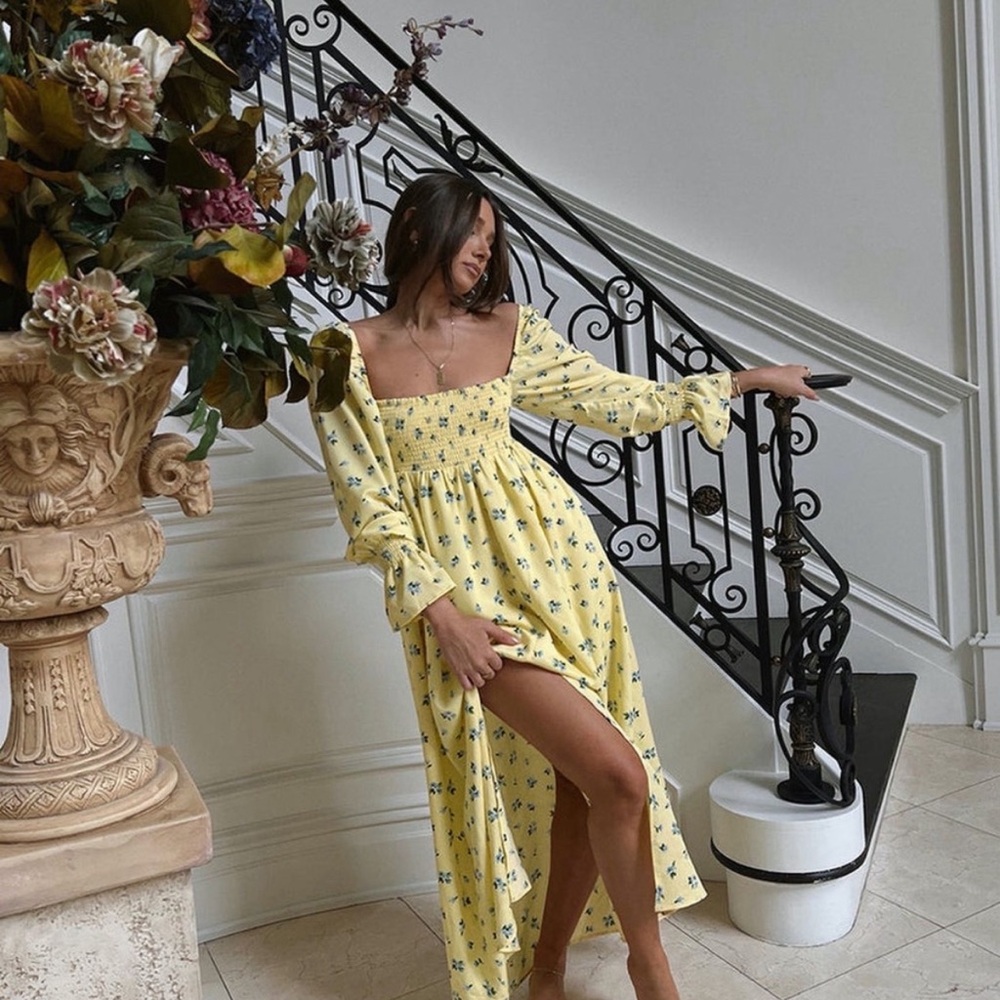 WeWoreWhat Smocked Maxi Dress in Yellow Watercolor Ditsy size L